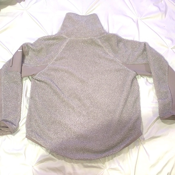Nike cowlneck sweater - Picture 3 of 3